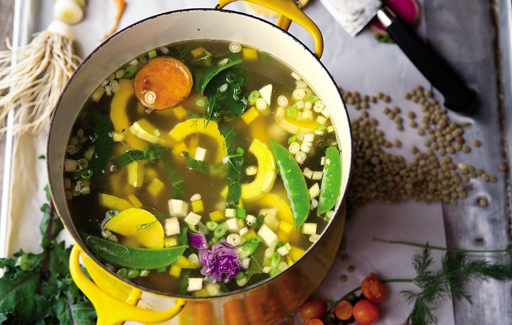 runnersworld's tweet photo. 16 warming winter soups you can cook once and eat all week https://t.co/8d7PHWUmMK via @OrganicLifeMag https://t.co/rgLbyjgVVO