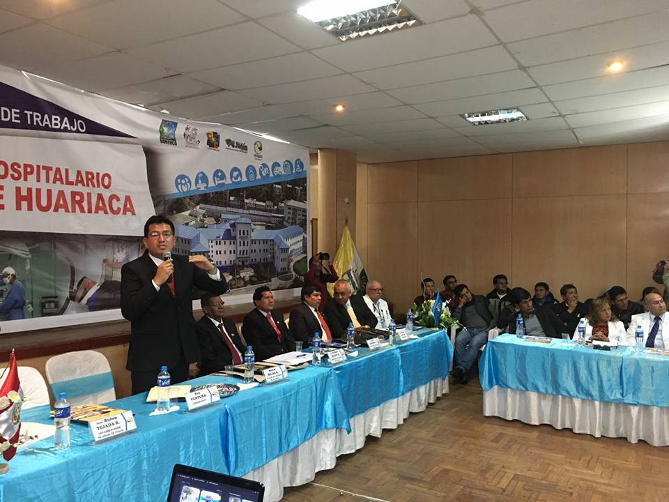RoyVenturaA's tweet photo. Mesa de trabajo de exposición del estado situacional del Complejo Hospitalario EsSalud Huariaca #SeguimosTrabajando #PascoPresente https://t.co/px2esnXCVU