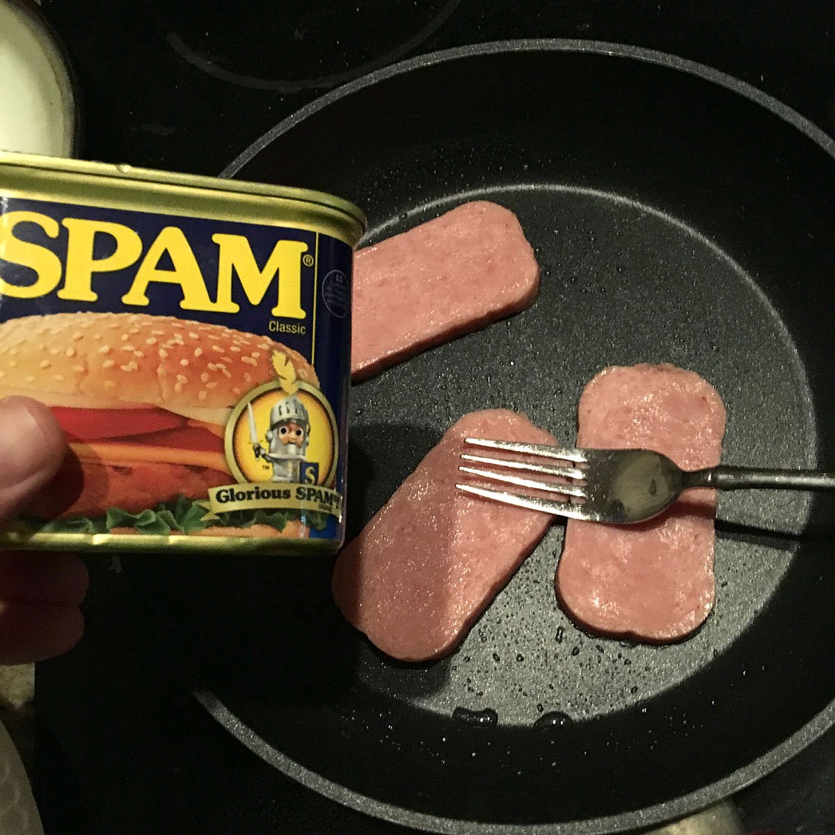 shopperleague's tweet photo. We used to LOVE fried @SPAMbrand sandwiches but the texture isn't the same anymore. Did they change the recipe? #pinkslimetexture https://t.co/3Hxsir1GAy