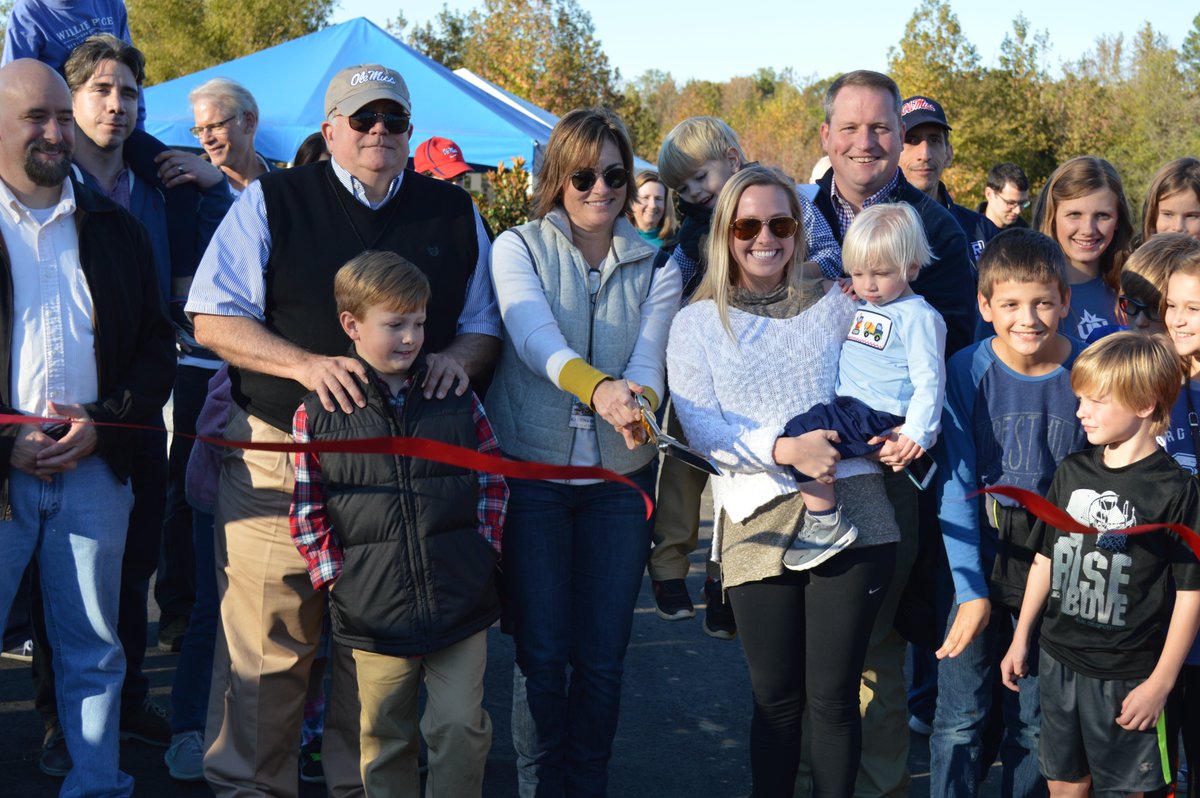 audubonms's tweet photo. Audubon and Oxford are working to create a bird friendly city. Learn more about this one-of-a-kind habitat  park: https://t.co/UVSgs8wkR5 https://t.co/y8wHwDakYA