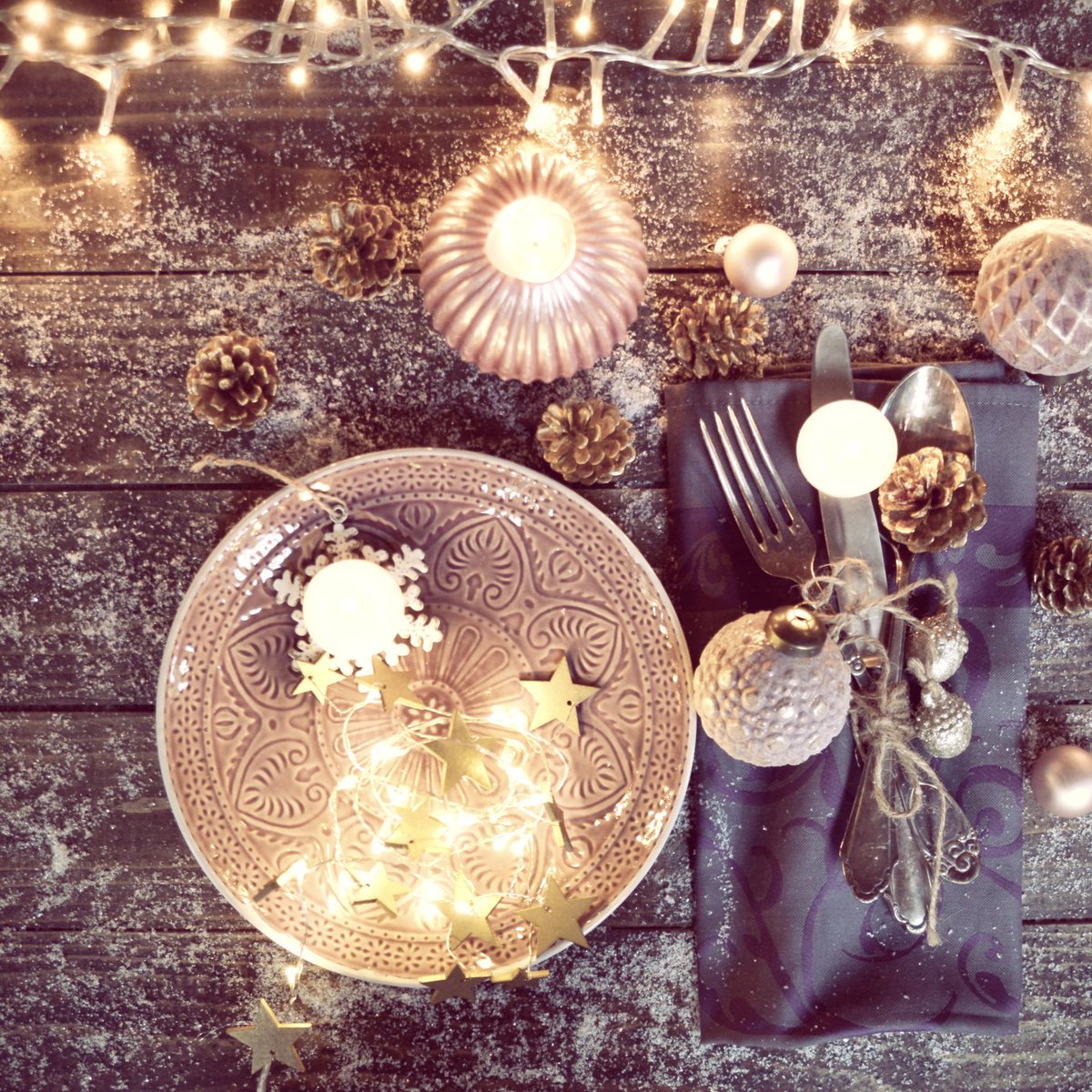 FaureUp's tweet photo. MA TABLE DE NOËL 2016 ->  https://t.co/oAdFvspZZq #decodenoel #table #decoration #Noel #fetes https://t.co/qF7l8wvFbf