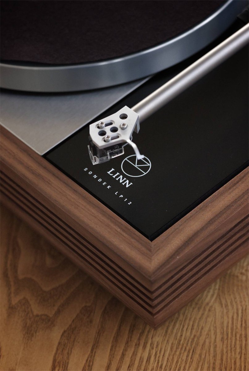 linnproducts's tweet photo. Hear every note, feel every beat. #HelloLP12
Trade in any #turntable & receive 10% off a Sondek #LP12: https://t.co/K3QEIYZ3uB https://t.co/GaAwuc3nLO