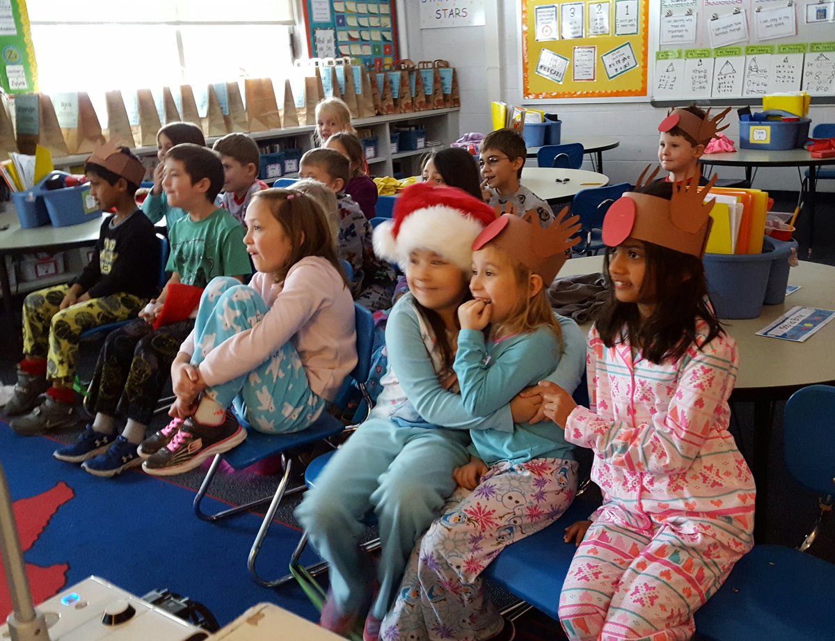 MussonStars's tweet photo. Suspenseful first graders....what will happen next? #sayrestrong #staffordstars #winterbreakorbust https://t.co/14Ho7bd98p