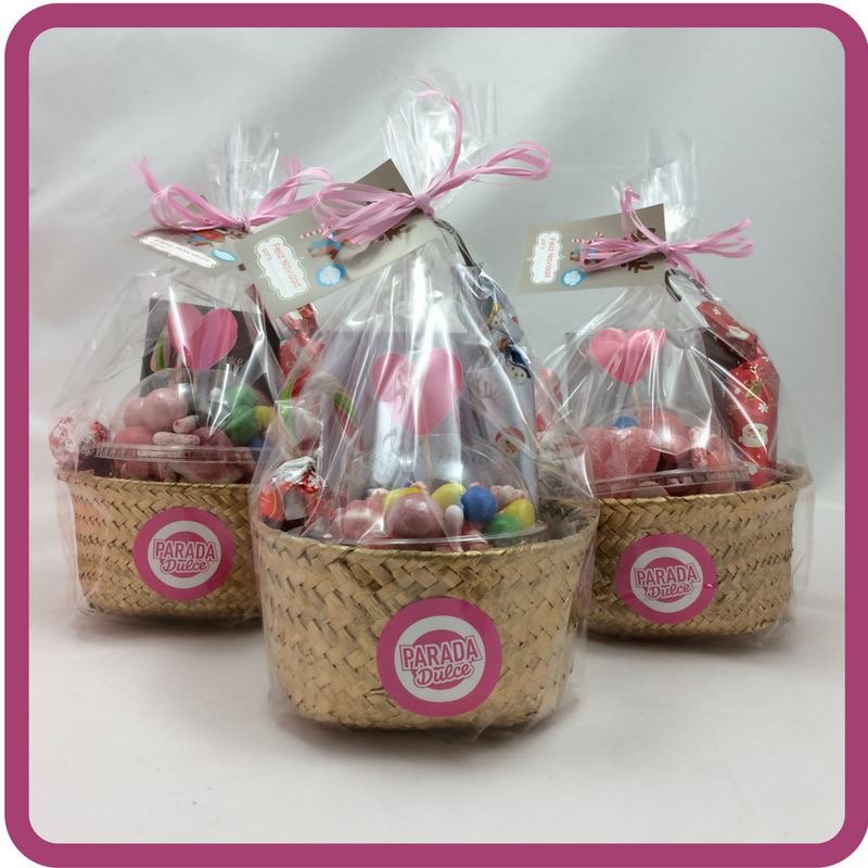paradadulcepd's tweet photo. #cestadenavidad distinta y #Original, con #regalito, #choco y #caramelo !! Desde 9.95€.. En @paradadulcepd #coruña #lugo #Ferrol #Navidad https://t.co/Xp632oT71X