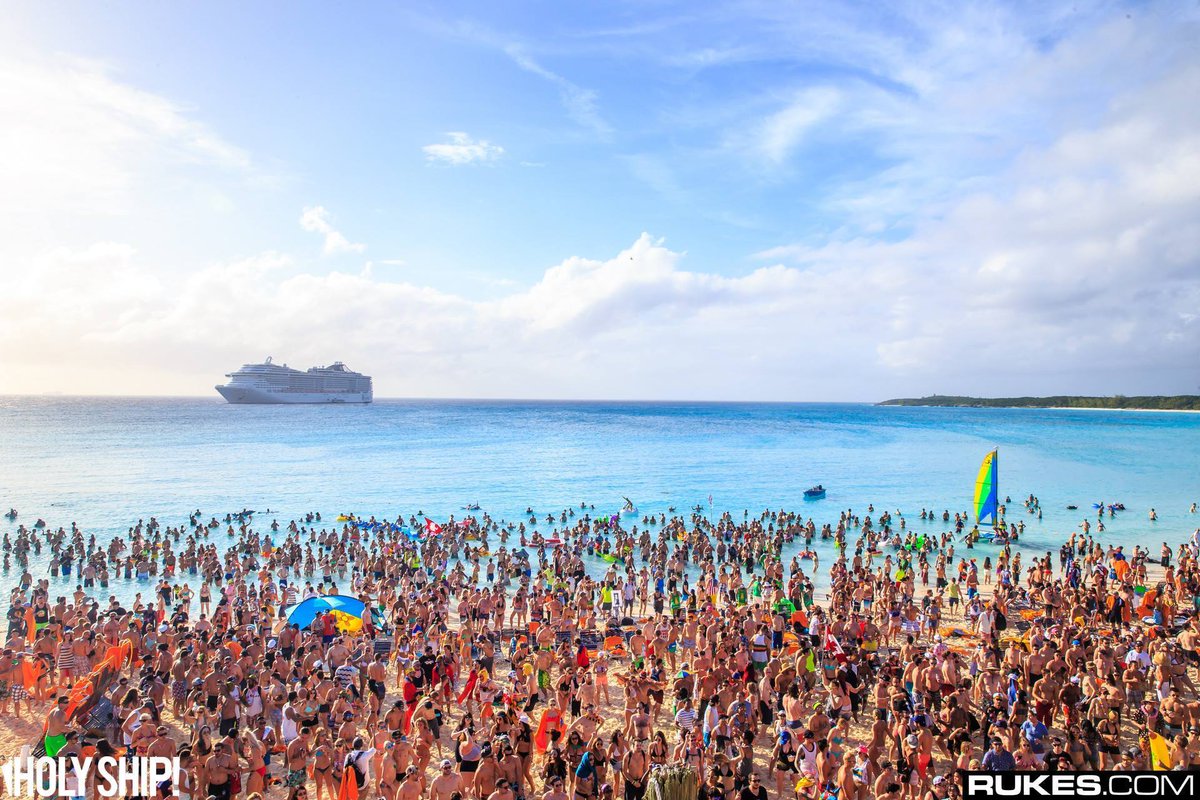 HARDFEST's tweet photo. .@HOLY_SHIP on deck! 🚢⚓🙌 https://t.co/p6m5sSrJVB