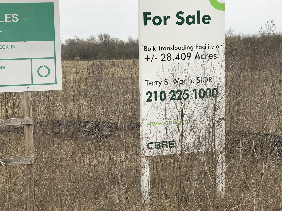 GVEC_EcoDev's tweet photo. Available properties in #GonzalesTX #industrialpark #railaccess in close proximity to #interstate10 #econdev https://t.co/w0I3H1sktp