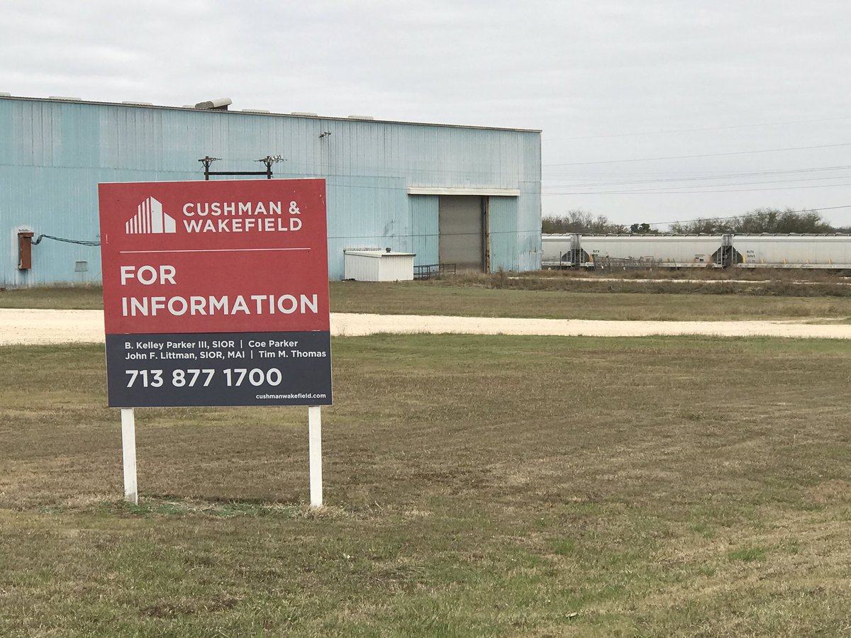 GVEC_EcoDev's tweet photo. Available properties in #GonzalesTX #industrialpark #railaccess in close proximity to #interstate10 #econdev https://t.co/w0I3H1sktp