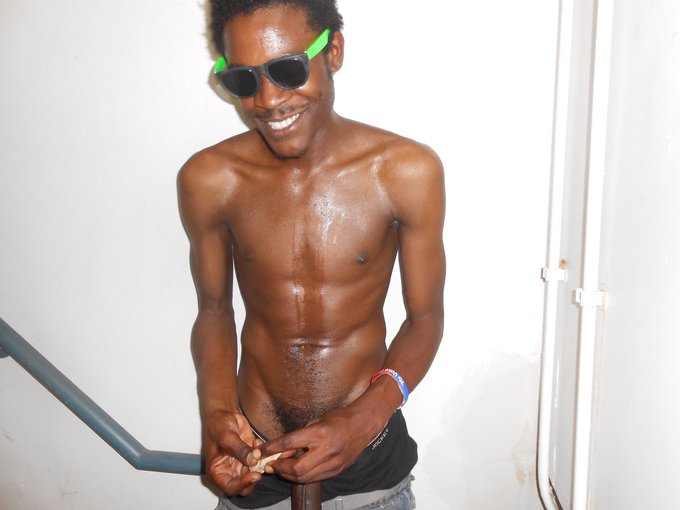 His back! Watch Monstercock Savas In The Big City #BIGBLACKCOCK-BBC #Bigload https://t.co/AALGop6Q9Z<a href="/tag/bigblackcock"class="tags"><span>#bigblackcock</span></a><a href="/tag/bigload"class="tags"><span>#bigload</span></a>