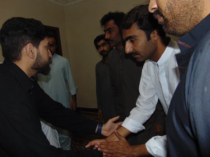 PppJiyala's tweet photo. @ChairmanMatiari @MakhdoomFZaman condoled wth GhulamNabiRahoo on demise of RajaMuzaffarRahoo in villSaabuRahoo
#MakhdoomOfHala #WthPpl #PPP https://t.co/4LTeppYd4G