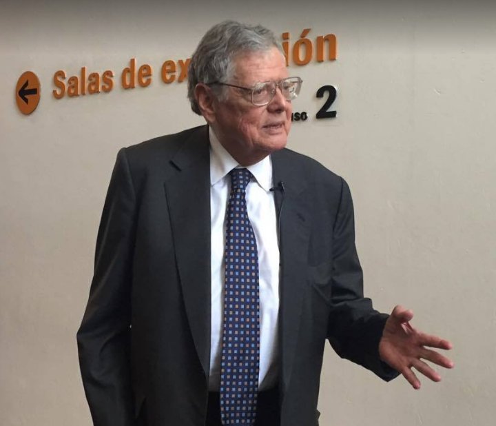 Banrepcultural's tweet photo. "La labor de Miguel Urrutia permitió que la #ColecciónBR creciera en presupuesto, en infraestructura y en programación.” #JURIBE https://t.co/JSoHbTZrgE