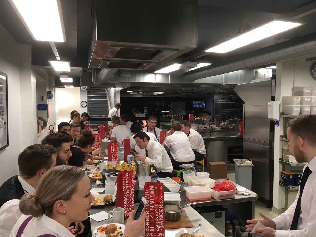 Alek_Sapic's tweet image. Christmas dinner with the Adam&apos;s family 2016. One more day to go before a well earned break! Merry Christmas from the @RestaurantAdams team!