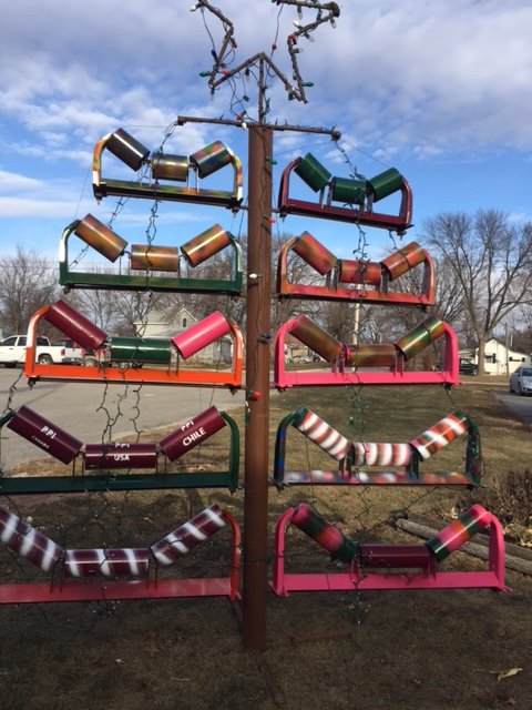 The PPI branch in Lenox shows their creativity with an Idler tree for this holiday season! #WeKeepItMoving