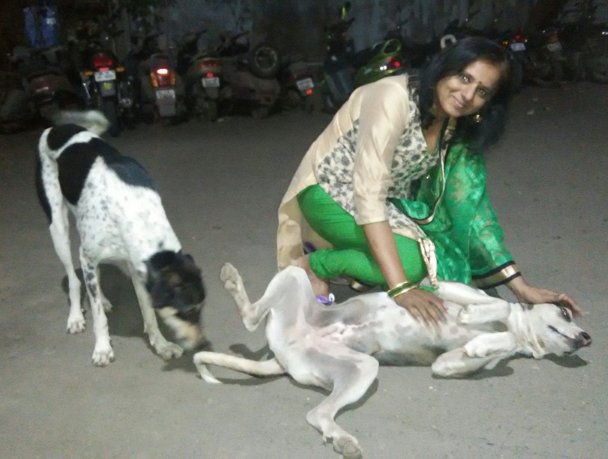 @Moto_IND my #HolidayHero is Prita who is an ardent animal lover & an animal activist-Navi mumbai helping many NGO working towards animals.