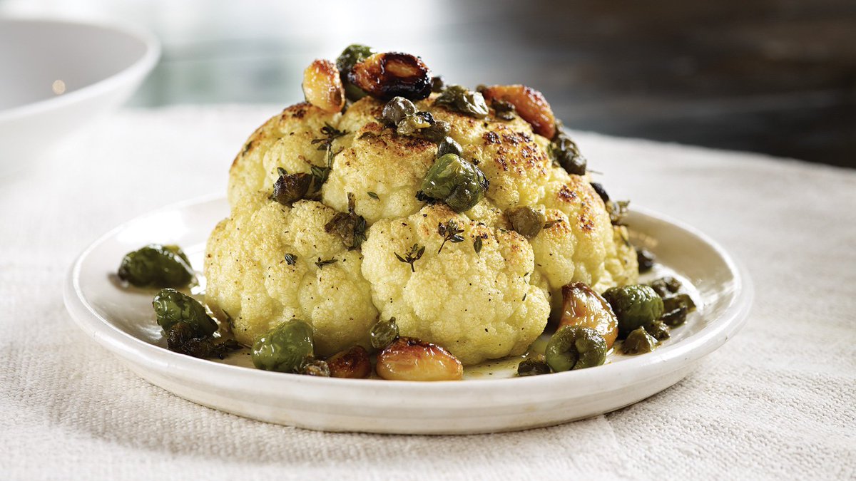 Cauliflower takes center stage in recipes like this beautiful roast cauliflower from <a href="/ChefBenFord/">Chef Ben Ford</a> of <a href="/FordsFilling/">Ford'sFillingStation</a>: platem.ag/2gFiVN2