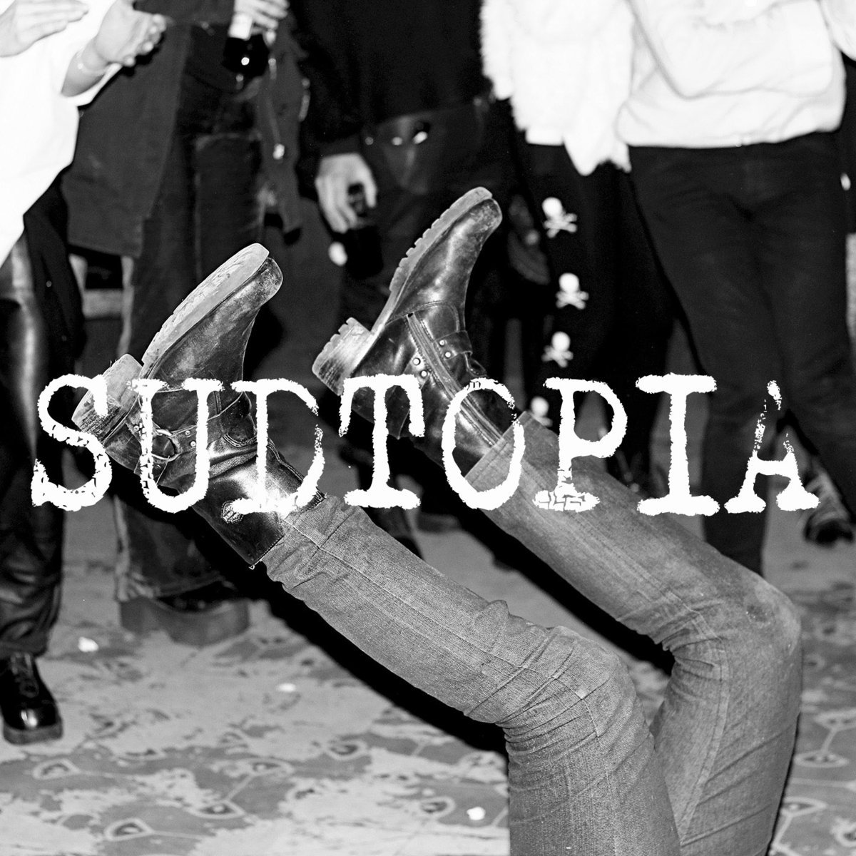 14 bandas de 14 países distintos en el primer compilado de Sudtopia: bit.ly/2hLOnxd.