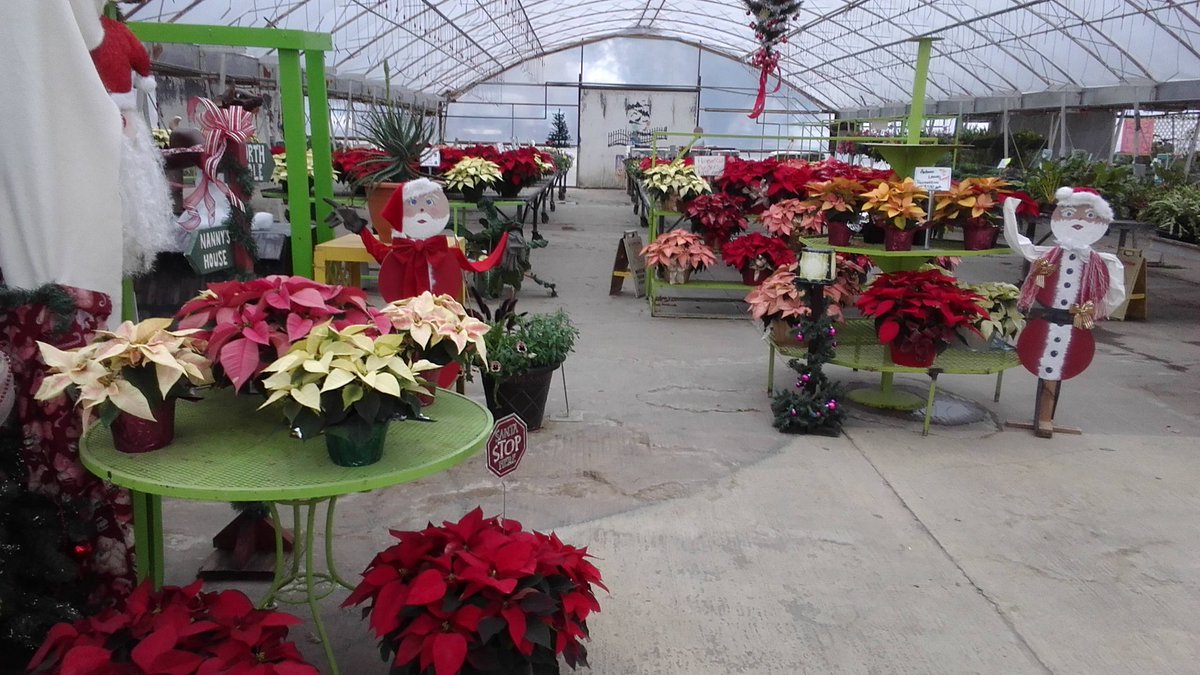 ParksRetail's tweet image. Wishing all our friends and neighbors a Merry Christmas!!! We will be closing for the year today at 4pm and look forward to the spring!!!