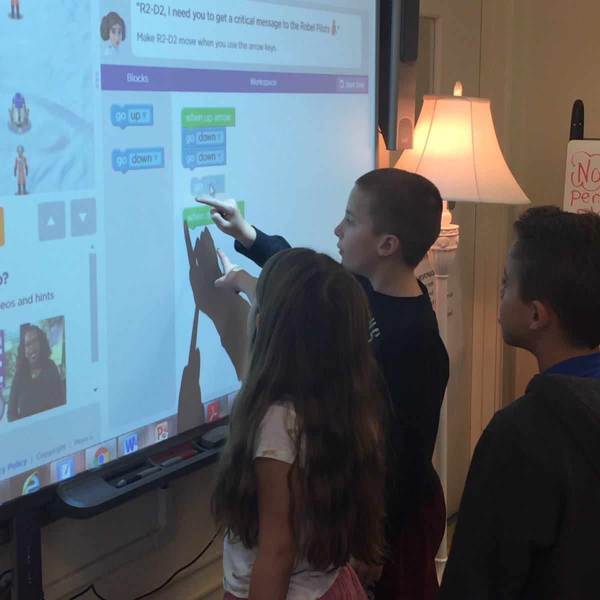 kathsan's tweet photo. Joshua Eaton Grade 3 students solving coding problems @mr_sprung @ReadingSchools #hourofcode https://t.co/lxLfwwFJUu