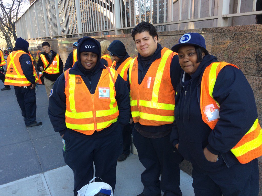 TWULocal100's tweet photo. These are the men and women of TWU Local 100 who just got finished sprucing up 2nd Ave &amp; 96 for the ribbon cutting https://t.co/ocAHoYiyWS