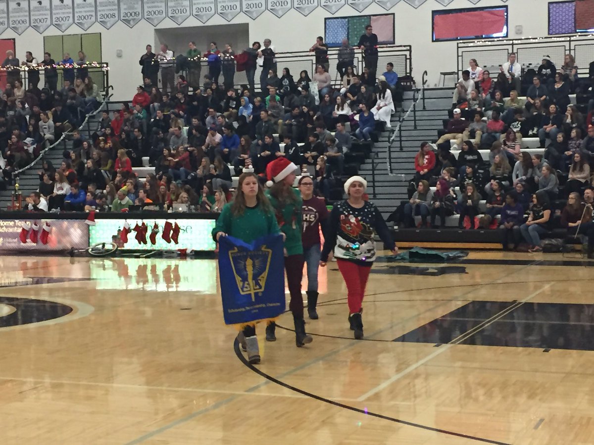 WO_NHS's tweet photo. Your officers, representing 👊 #GoWO #WONHS https://t.co/xVL0ldw9ur