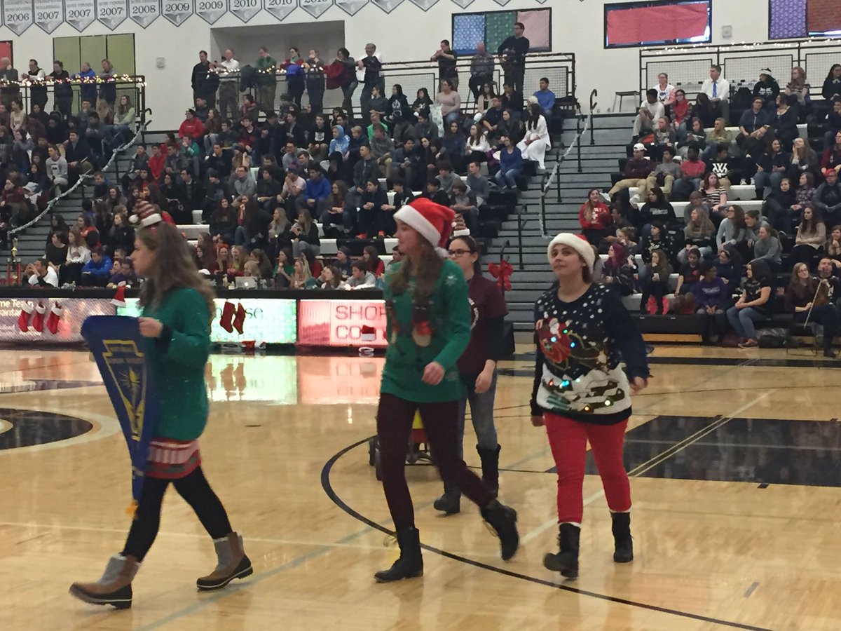 WO_NHS's tweet photo. Your officers, representing 👊 #GoWO #WONHS https://t.co/xVL0ldw9ur