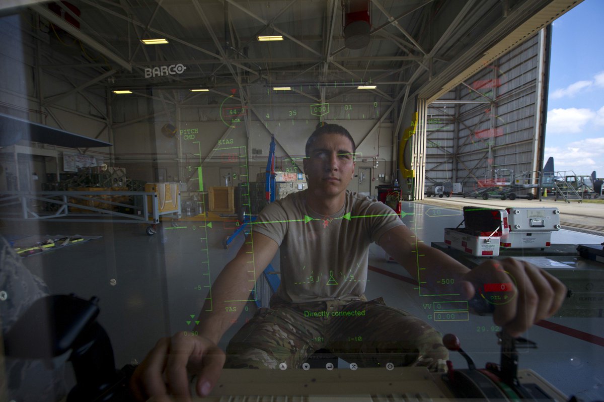 warisboring's tweet photo. Piloting Drones Is the Worst Job in the Military https://t.co/6jgMoWOQwy https://t.co/PWjx5efwdu