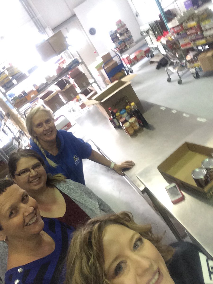 Angela Dereniwski (@adereniwski) on Twitter photo 