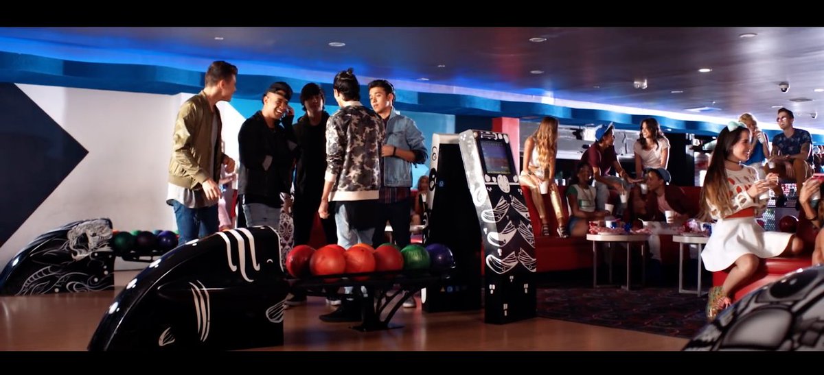 ¡Todos a bailar al ritmo de #ReggaetonLento! 🎉💃🔥
❤️ <a href="/CNCOmusic/">CNCO</a> ❤️
smarturl.it/CNCORLV