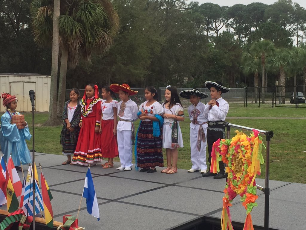HRodTeaches's tweet photo. Multicultural Holidays Around the World Performance! Our students learning all the different celebrations for the Holidays! @MES @SSCCPBC https://t.co/PA9yqcUPNG