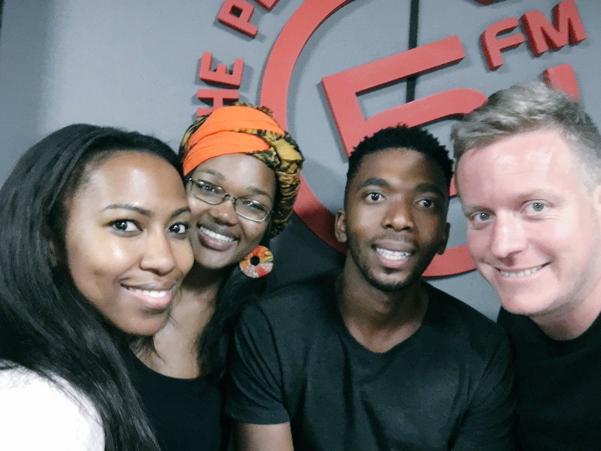 LiveAtNight5's tweet photo. Here she is! @Robina_Bobi was our #Tinderguest and on fire with the #Tinderview!!!! @FrankieFire @Lindambuso @TumiVoster @5FM https://t.co/aOAqBY0kGq