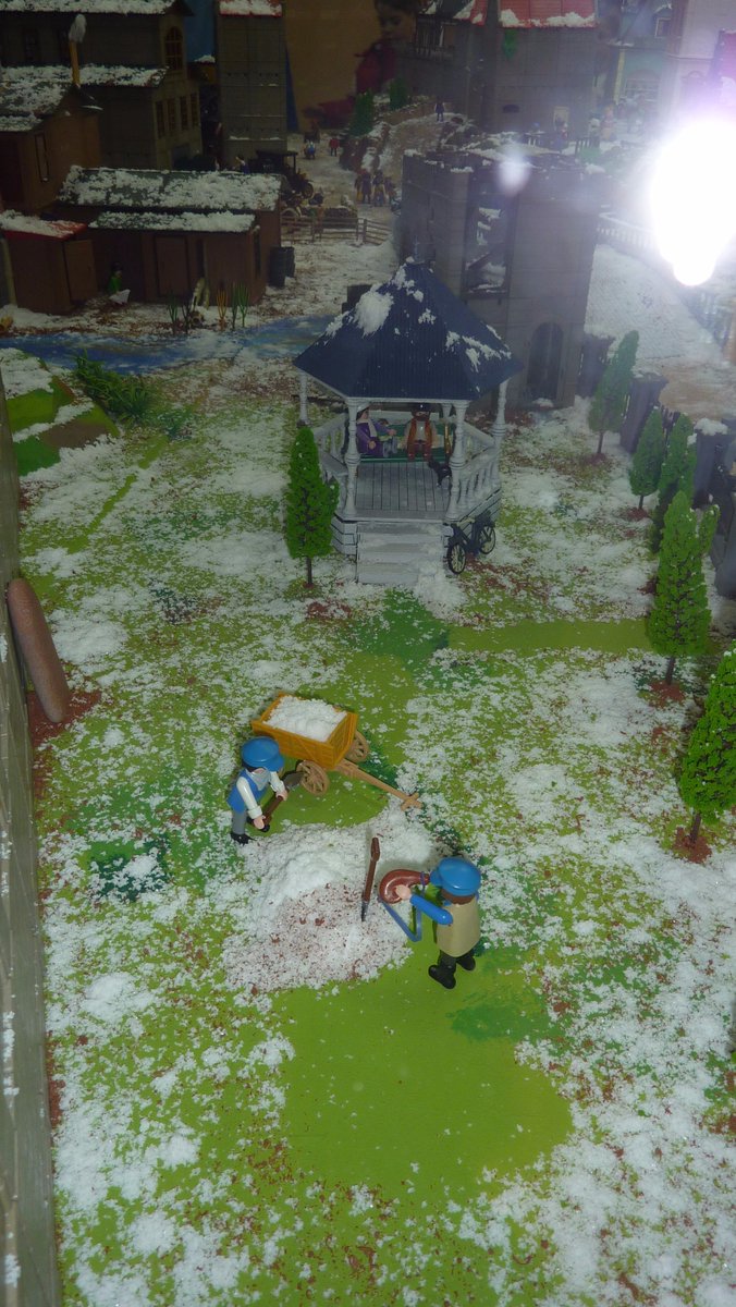 yagho_art's tweet photo. Hoy tenemos la parte 5 con el diorama victoriano de #playmobil realizado por #amclicks, Disfrutadlo!!!! https://t.co/J9HHqaWsGE