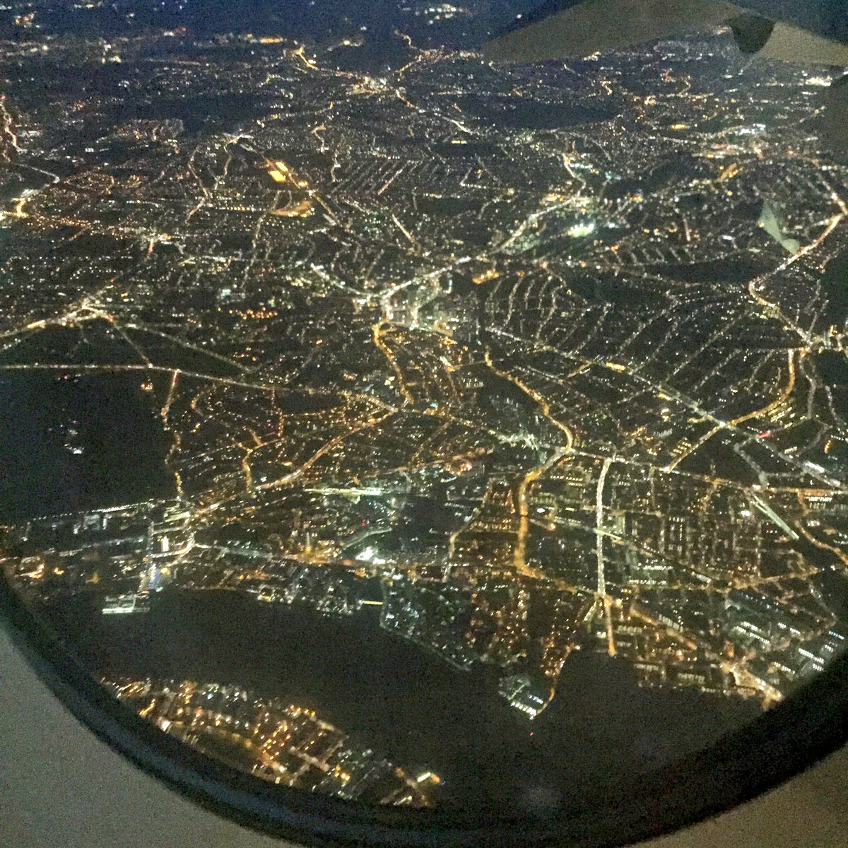 adventuretodd's tweet photo. #London it's good to see you & it's good to be #home
Until next time #world #travels #exploreforever https://t.co/ZxqjyNp1z9