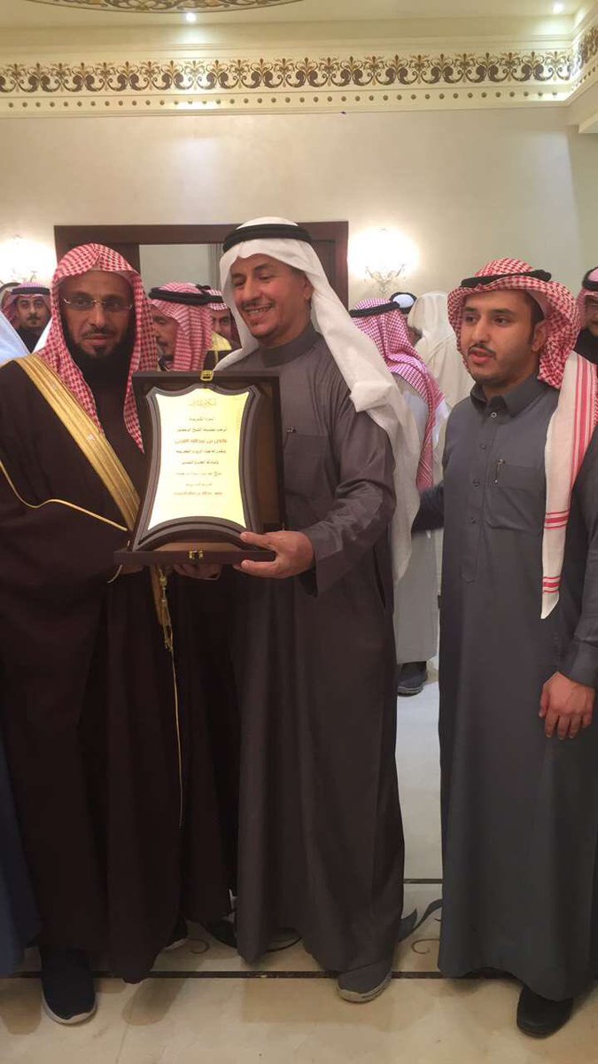 saiaf's tweet photo. شرفنا هذا اليوم بمنرلنا ��ضيله الشيخ #عائض_القرني حفظه الله وبحضور عدد من المشائج والوجهاء وعدد أفراد الأسرة https://t.co/ktimzskjzY