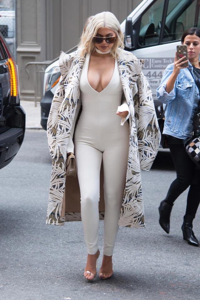 JennerCave's tweet photo. Kylie, just Kylie. Defo  boob job tho https://t.co/HmEA2rmgYK