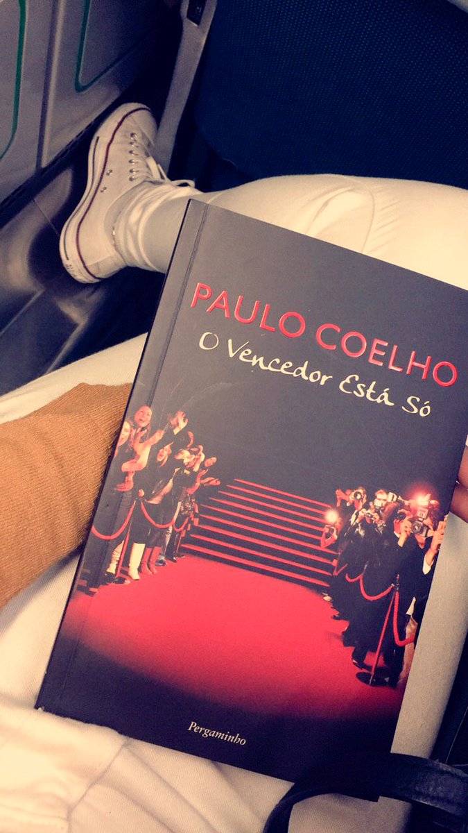 cyyBeee's tweet image. Como não posso dormir 😍 #loading90% ☺️👨‍👩‍👧‍👧