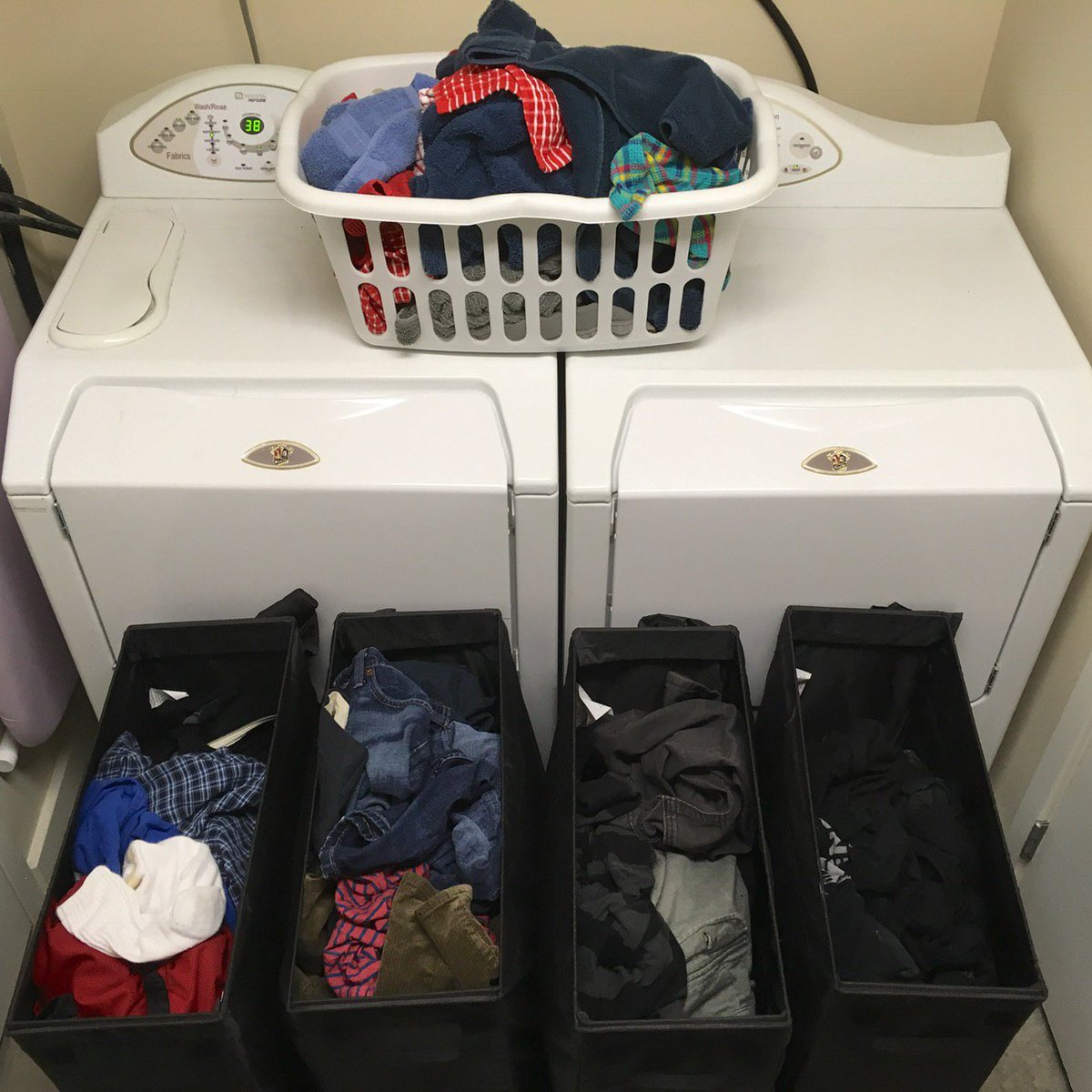 drew2794's tweet photo. #tistheseason for ungodly amounts of laundry https://t.co/8eQjJT1q6c