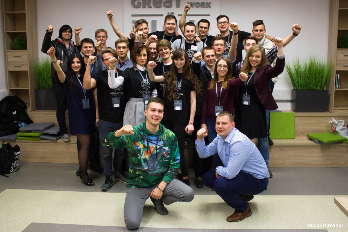 YoungTechFest's tweet photo. Team of @YoungTechFest 2016! The best of the best! Thank you. #ytf2016 #krakow  #małopolska #polska #Poland #technology #games #xamarin https://t.co/KQCjOG25w6