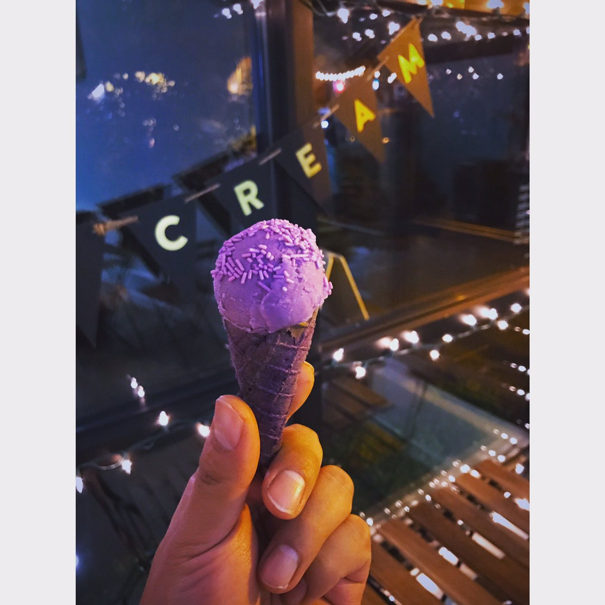 DJCUTZ1's tweet photo. Mini #ube waffle cone @CDICECREAM https://t.co/jUZoefmbcr