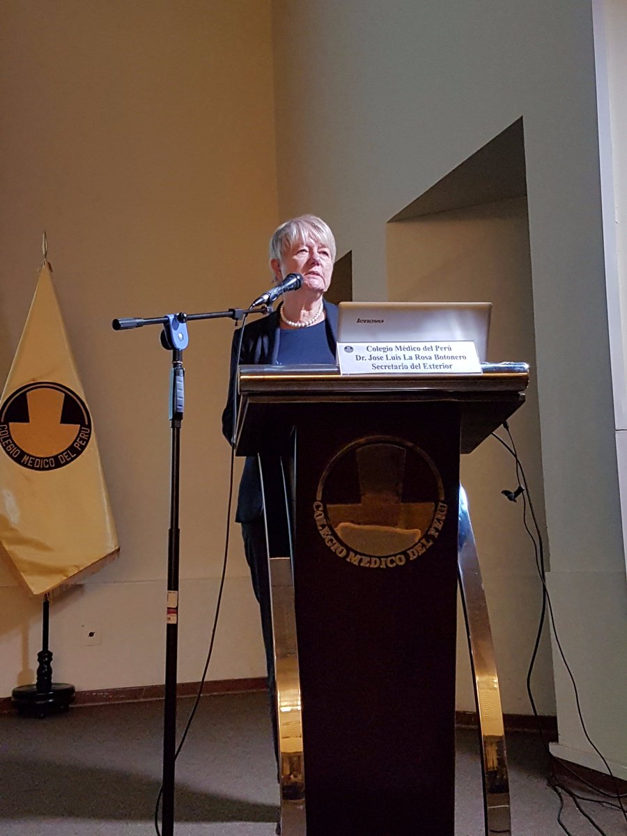 CMP_PERU's tweet photo. #SimposioCMP
Dr. @IlonaKickbusch: "Mortalidad infantil y materna son indicadores fundamentales en políticas públicas". https://t.co/H7SgmGuZSJ