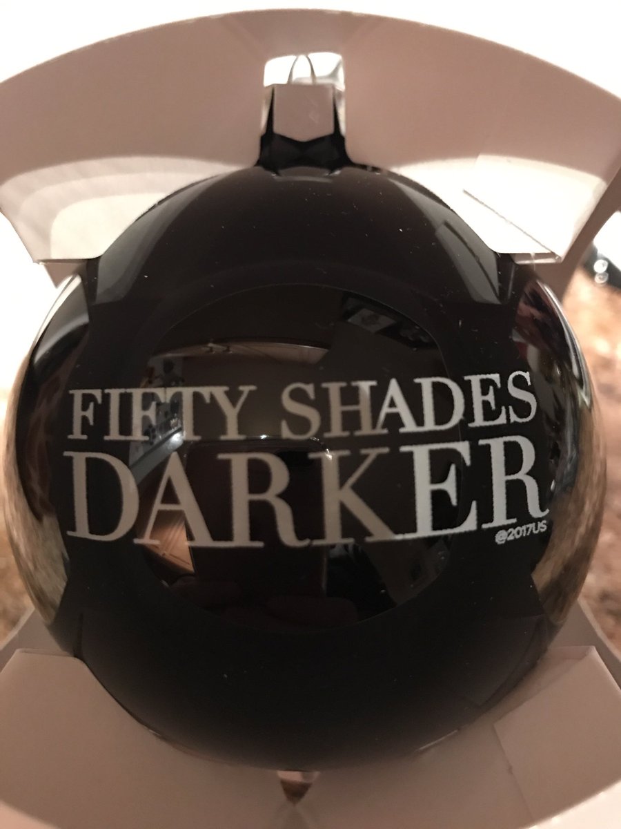 50Latersbaby's tweet photo. I love gifts from #OfficialFifty #FiftyShadesDarker https://t.co/AZAJtXmxJJ