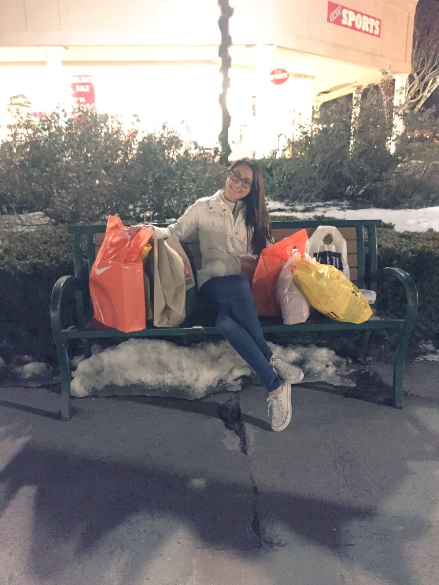 modamant's tweet photo. Compras compras compras 💕💕🙁 https://t.co/8fIH48mjFO