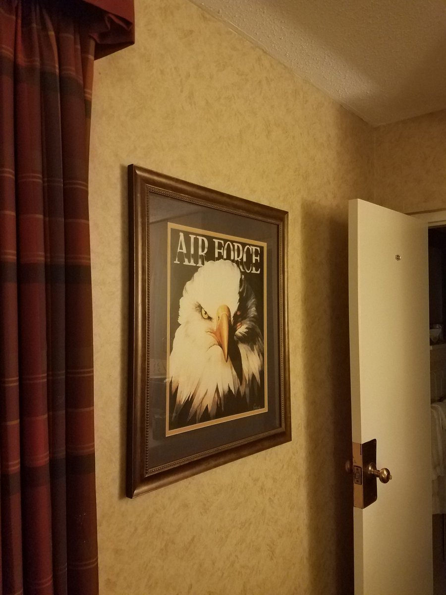 jjdean94's tweet photo. Update: this is in my base lodging room at Wright-Patt. Hua, @usairforce. I dig. #America https://t.co/U5yfc6w9xe