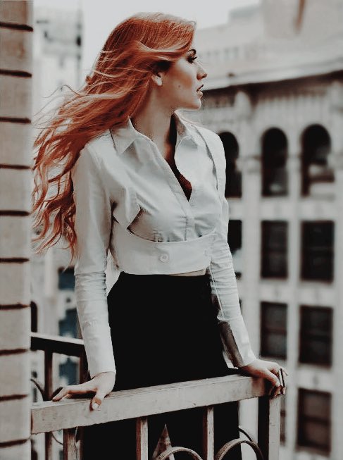 ToubiaBrasil's tweet image. Eu pegava e guardava num potinho e você? 
CLARY FRAY IS COMING