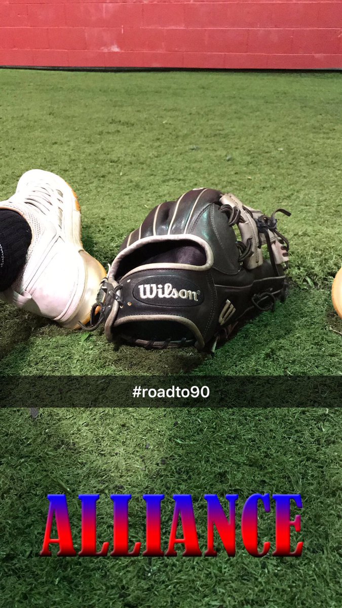 ryan10bergert's tweet photo. #winterworkoutchallenge #roadto90 #CET @coachfris https://t.co/7nlgu44DLe
