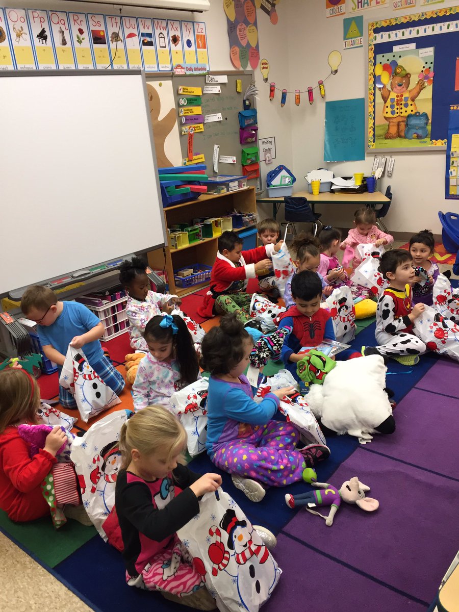 heidihoheidi tweet media