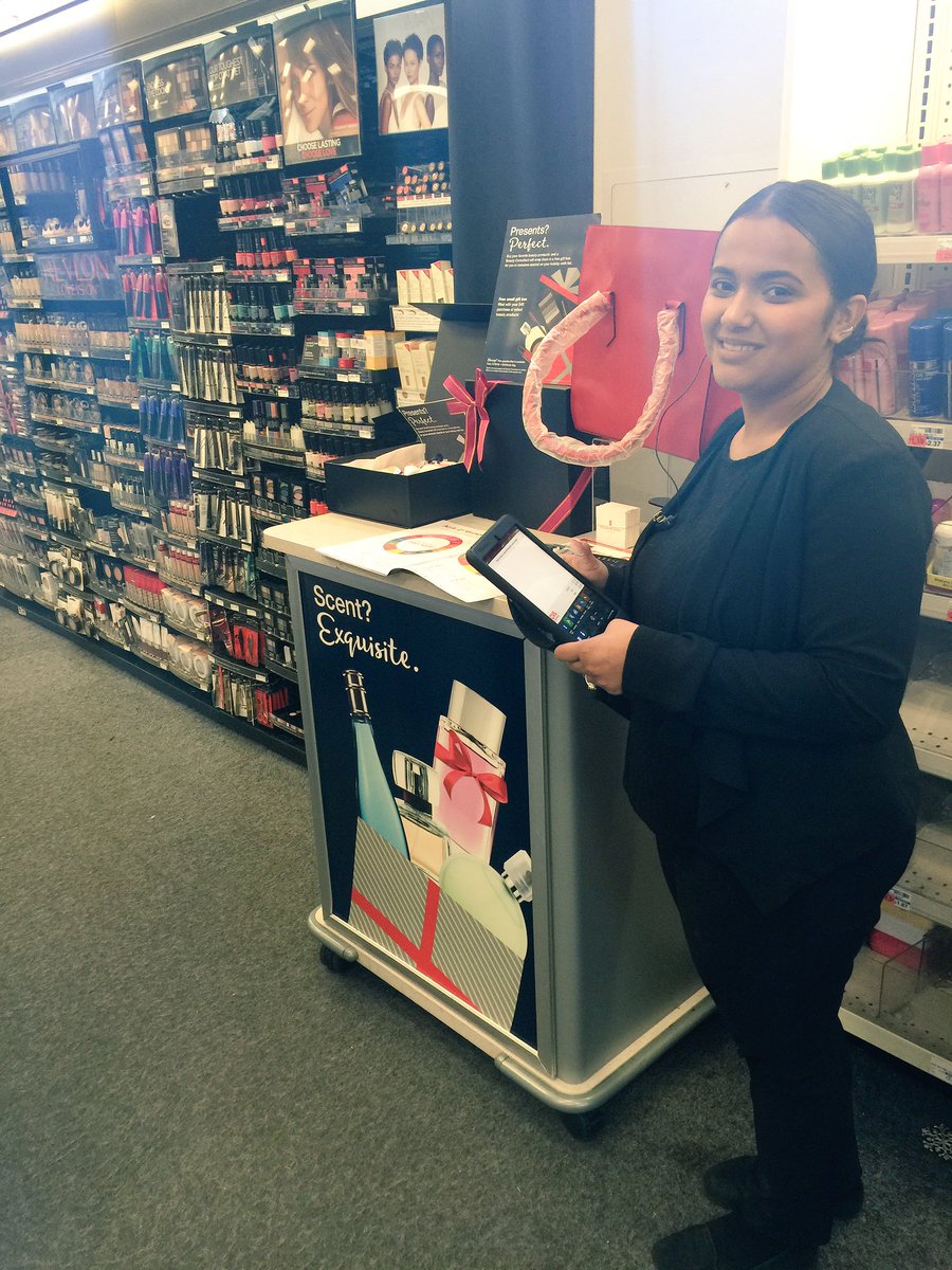 leslie schulz على تويتر the uws cvs beauty team is ready for