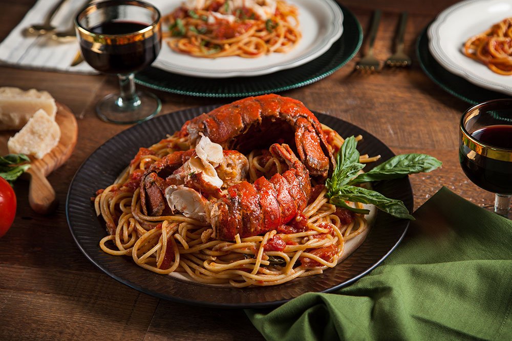 EpicuristBlog's tweet photo. Make this spicy lobster pastas for your Christmas Eve Feast.
https://t.co/uQvz4uKUwN https://t.co/cqJObLZc45