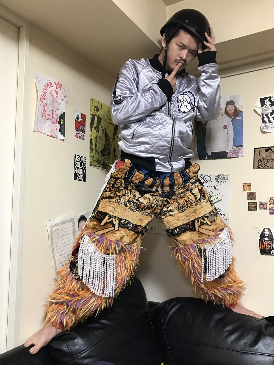 へきほー Hc Tc No Twitter 昨日サグワから遅めの誕生日プレゼント 渋めのズボン 気に入っております ありがとサグワ