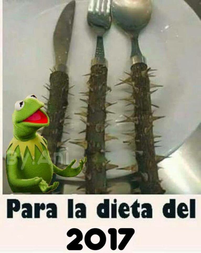 KJnTX's tweet image. Who's ready to go on diet? #2017Resolution 😳😆😂😆😂