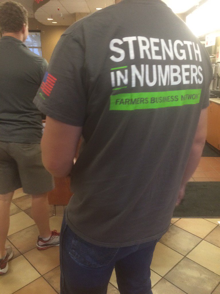 farmerphil64's tweet photo. @FBNFarmers saw this in Phoenix AZ https://t.co/3FHsl8pYVa