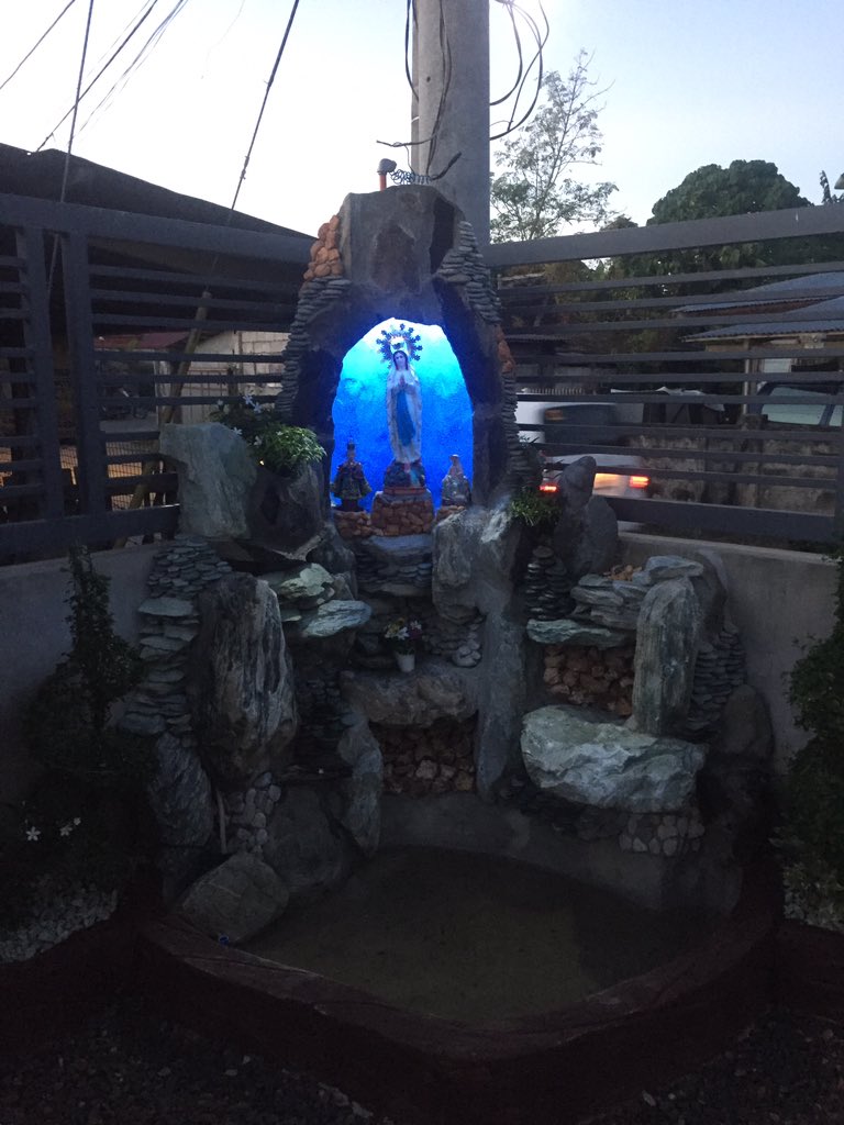 bridgebeeper's tweet image. Kapayapaan.....